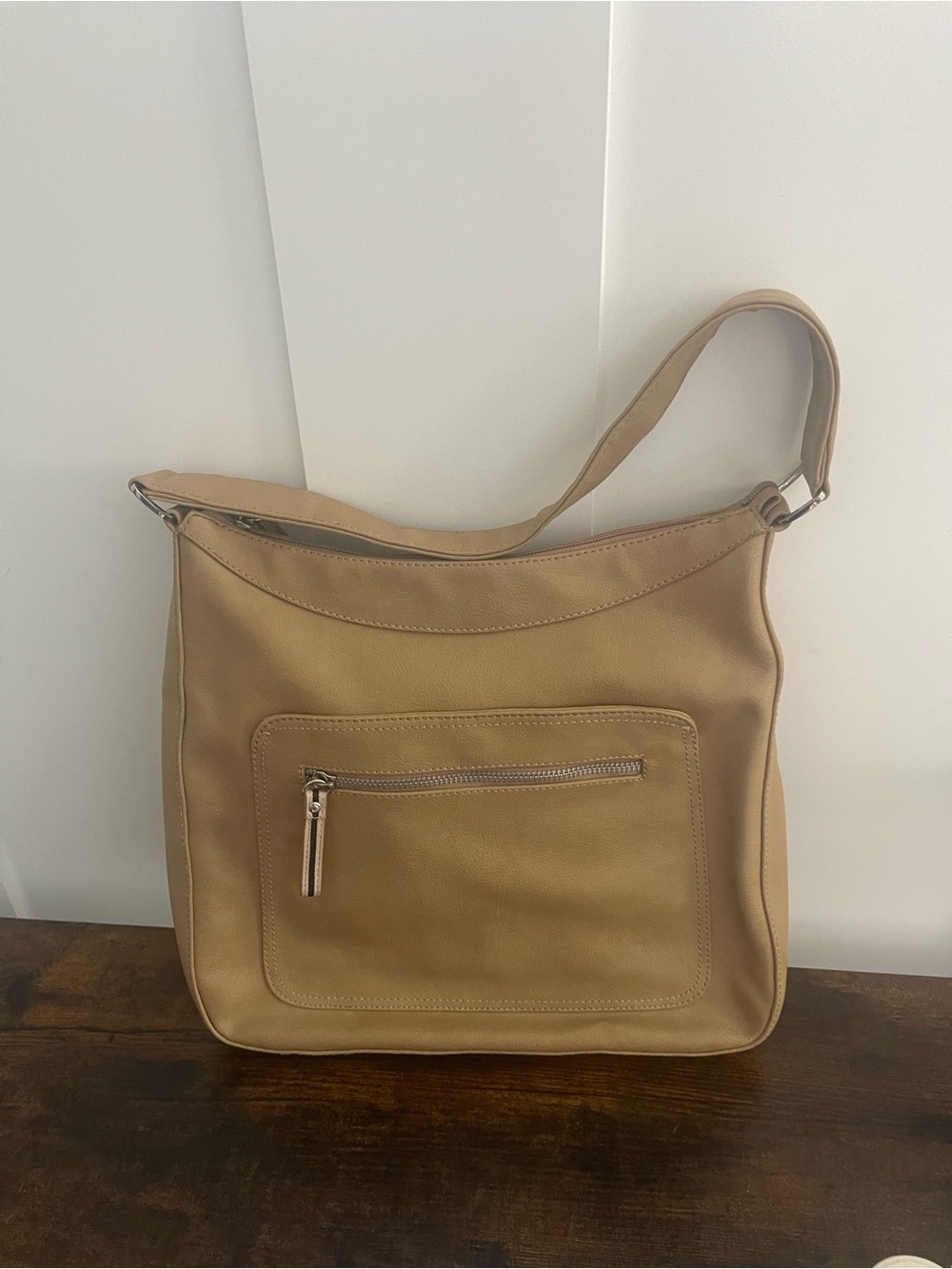 Liz Claiborne Beige Shoulder Bag with Front Zip Pocket
